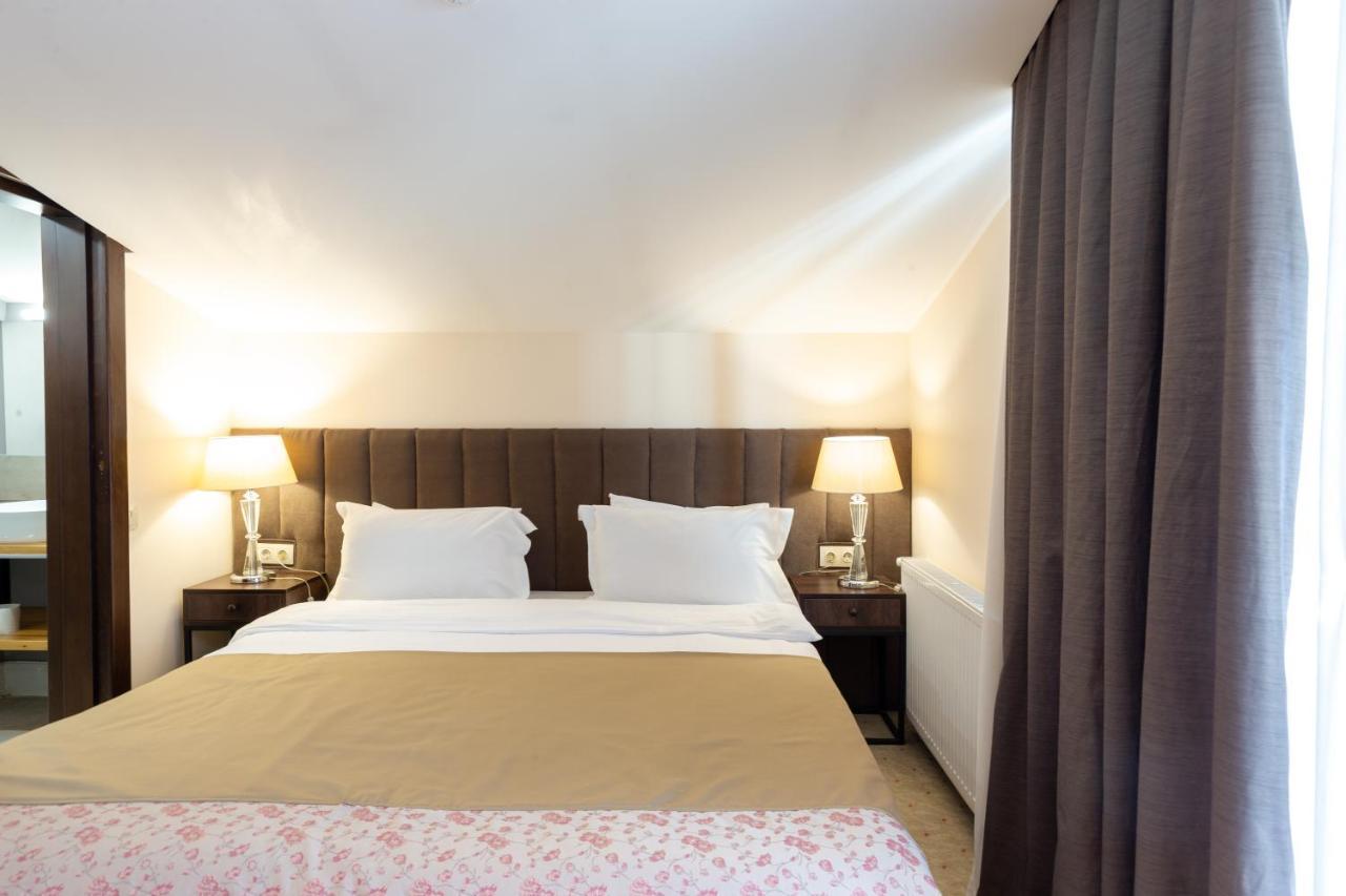 Elea Old Tbilisi Hotel エクステリア 写真