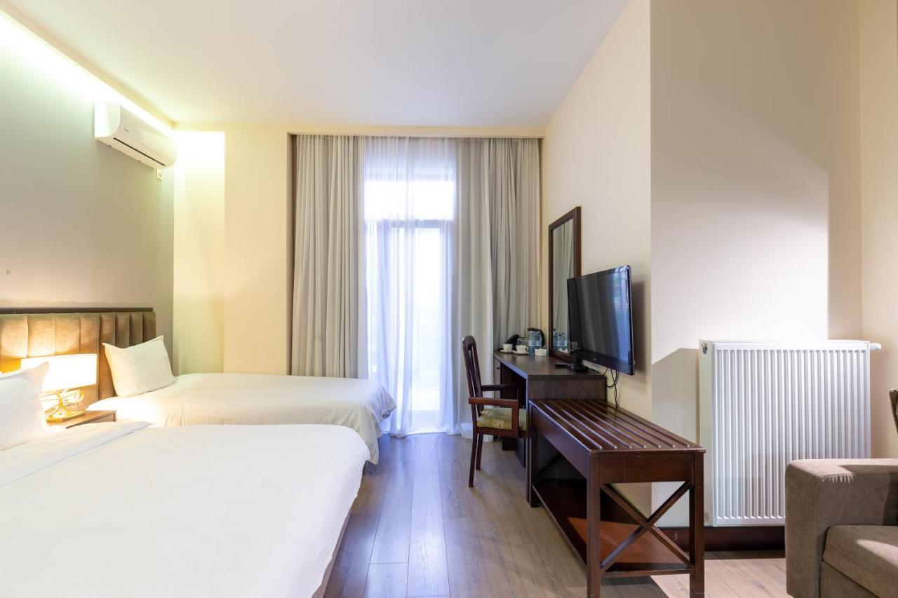Elea Old Tbilisi Hotel エクステリア 写真