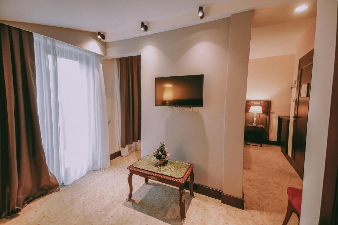 Elea Old Tbilisi Hotel エクステリア 写真
